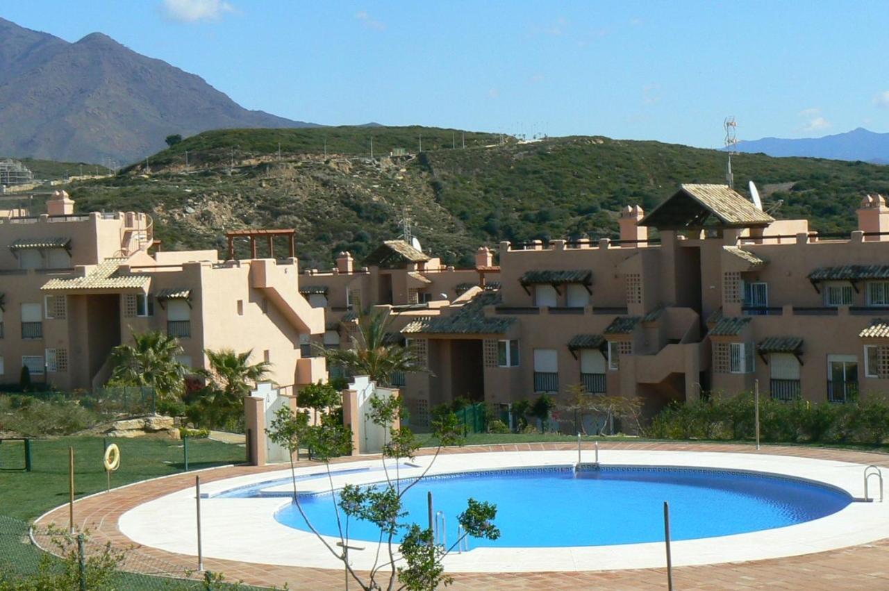 Penthouse With Roof Terrace, Bbq, Pool- And Sea Views Apartmán *